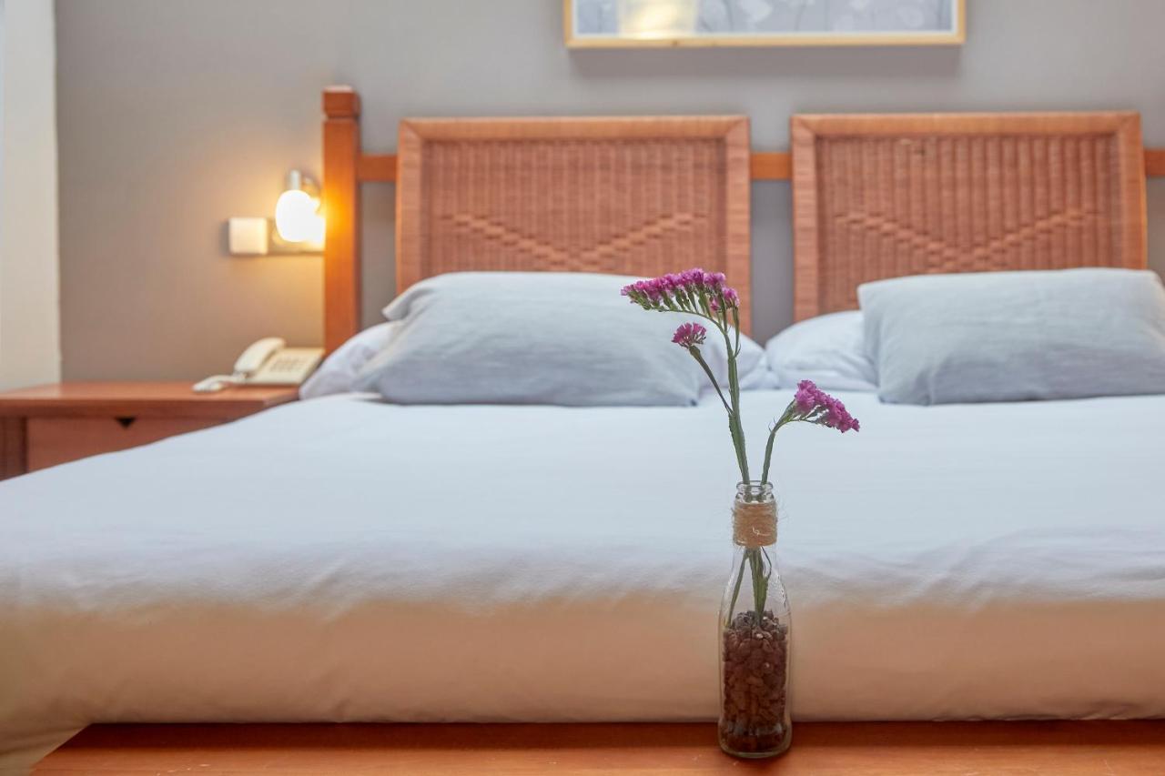 Hotel Casa Azcona Zizur Mayor Kültér fotó