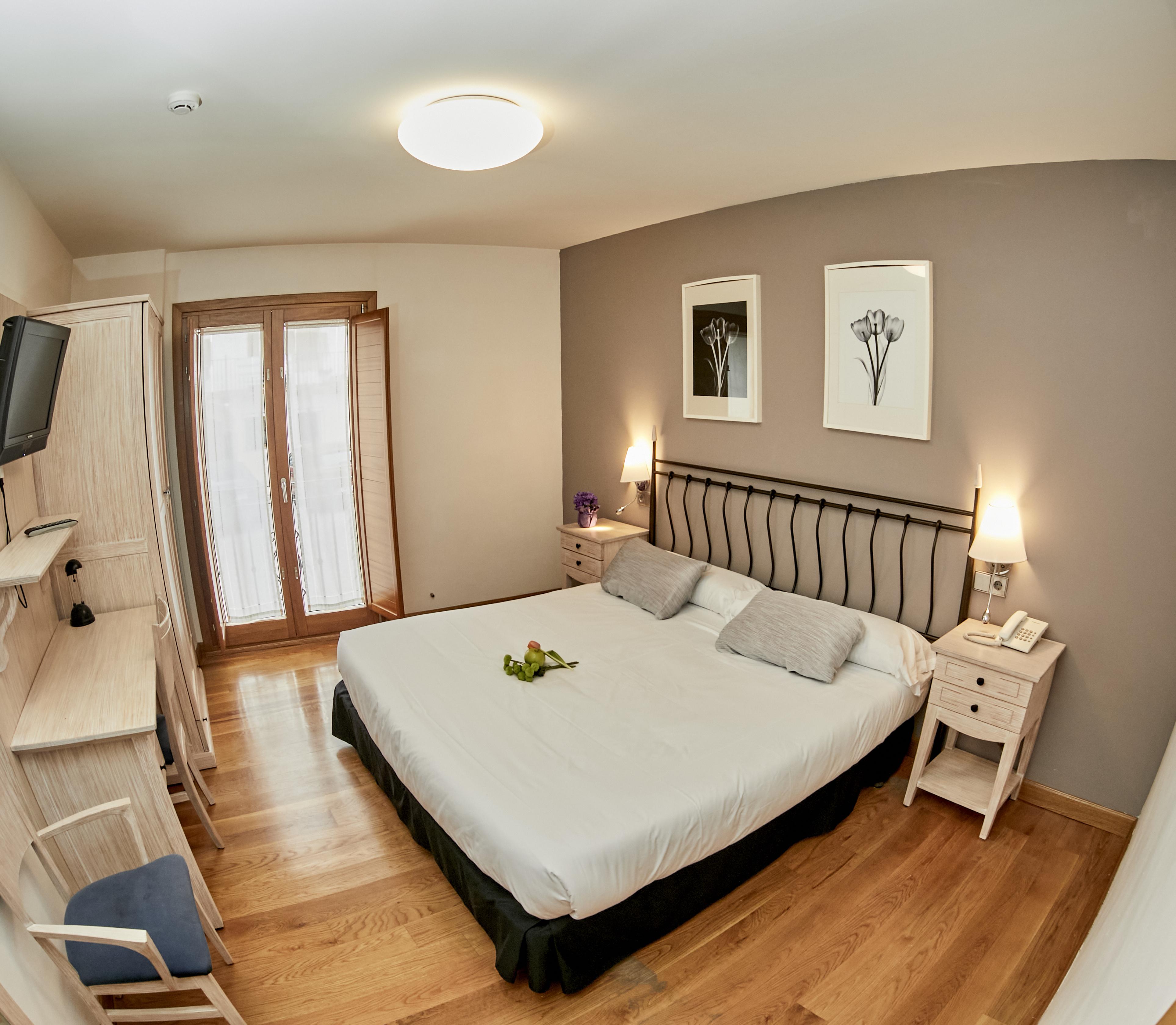 Hotel Casa Azcona Zizur Mayor Kültér fotó