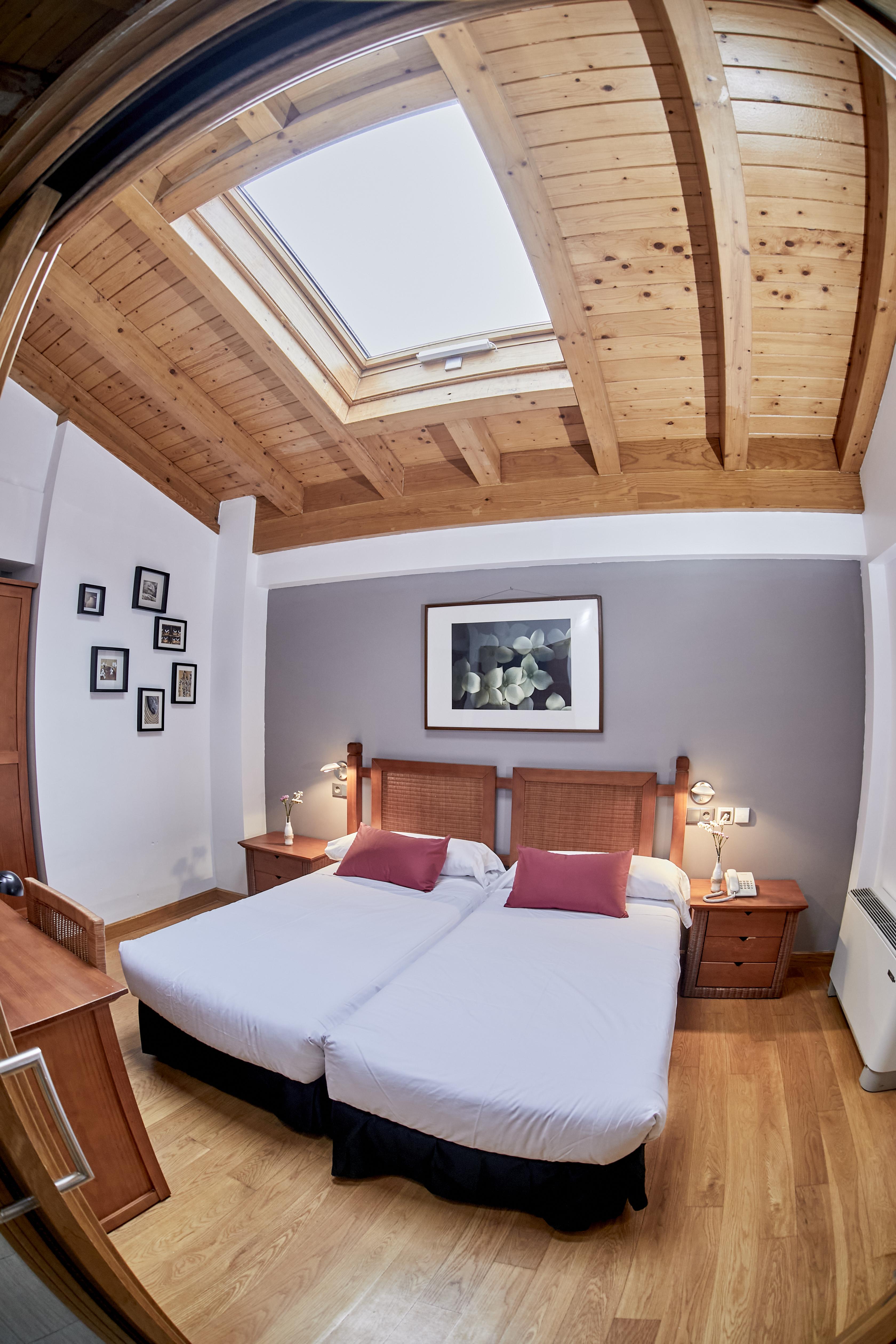 Hotel Casa Azcona Zizur Mayor Kültér fotó